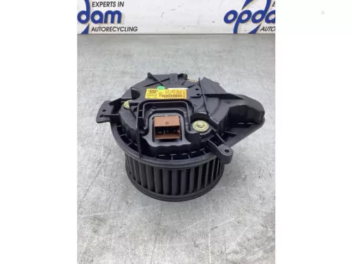Kachel Ventilatiemotor-8259960 (21819888)