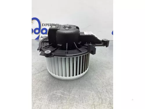Kachel Ventilatiemotor-7717666 (17425985)
