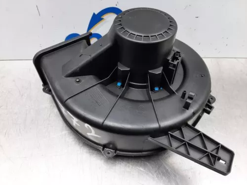 Kachel Ventilatiemotor-7582505 (16073590)