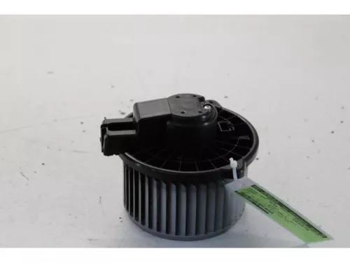 Kachel Ventilatiemotor-7715825 (13596837)